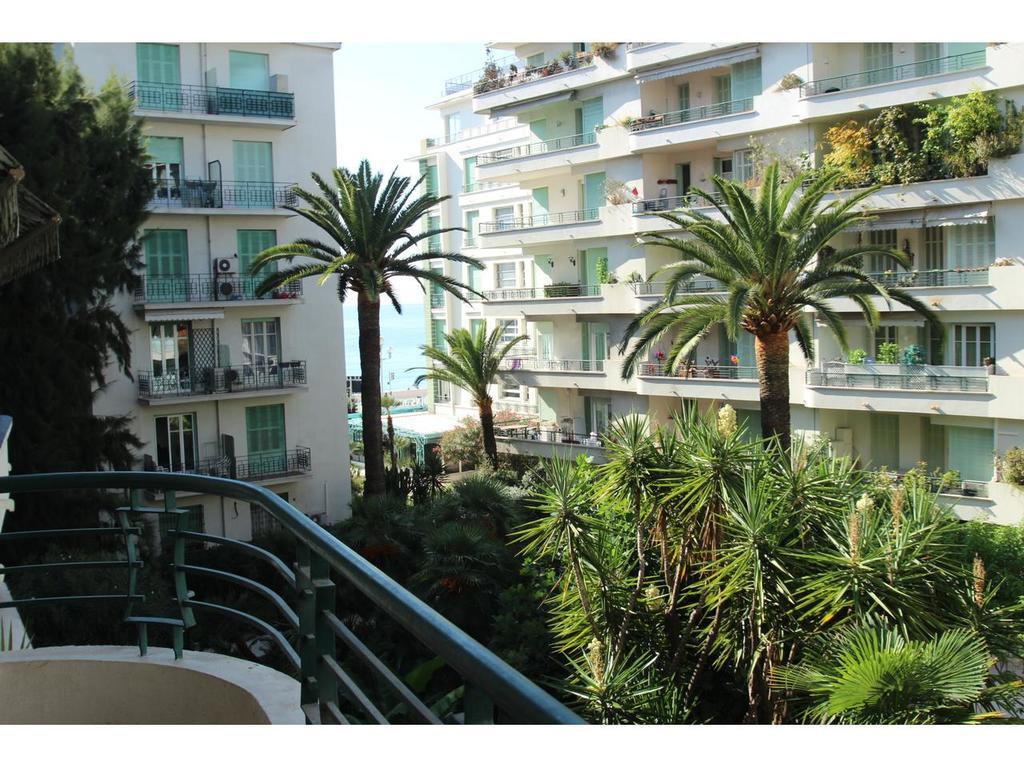 - Promenade Des Appartement *